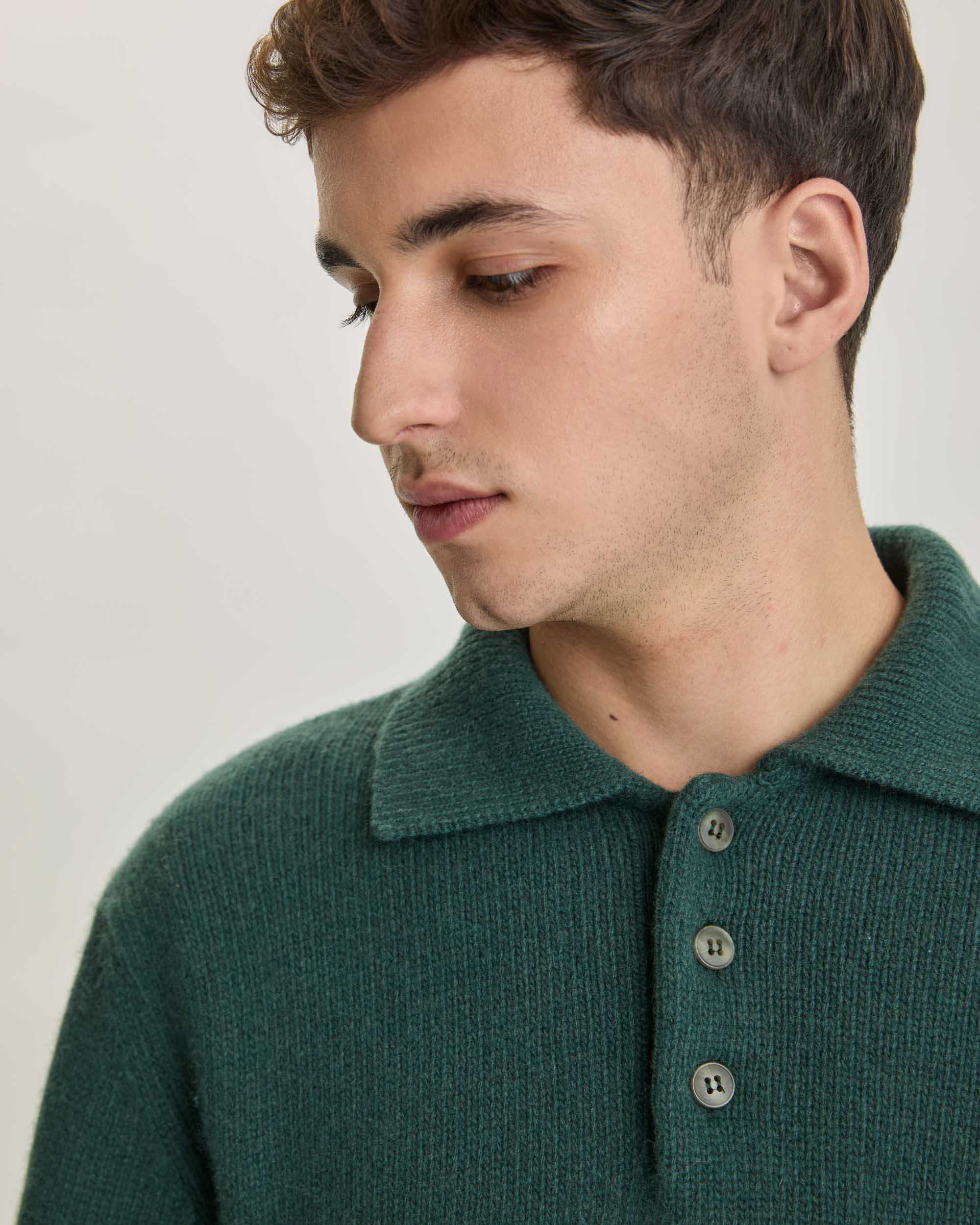 Eça Dark Green