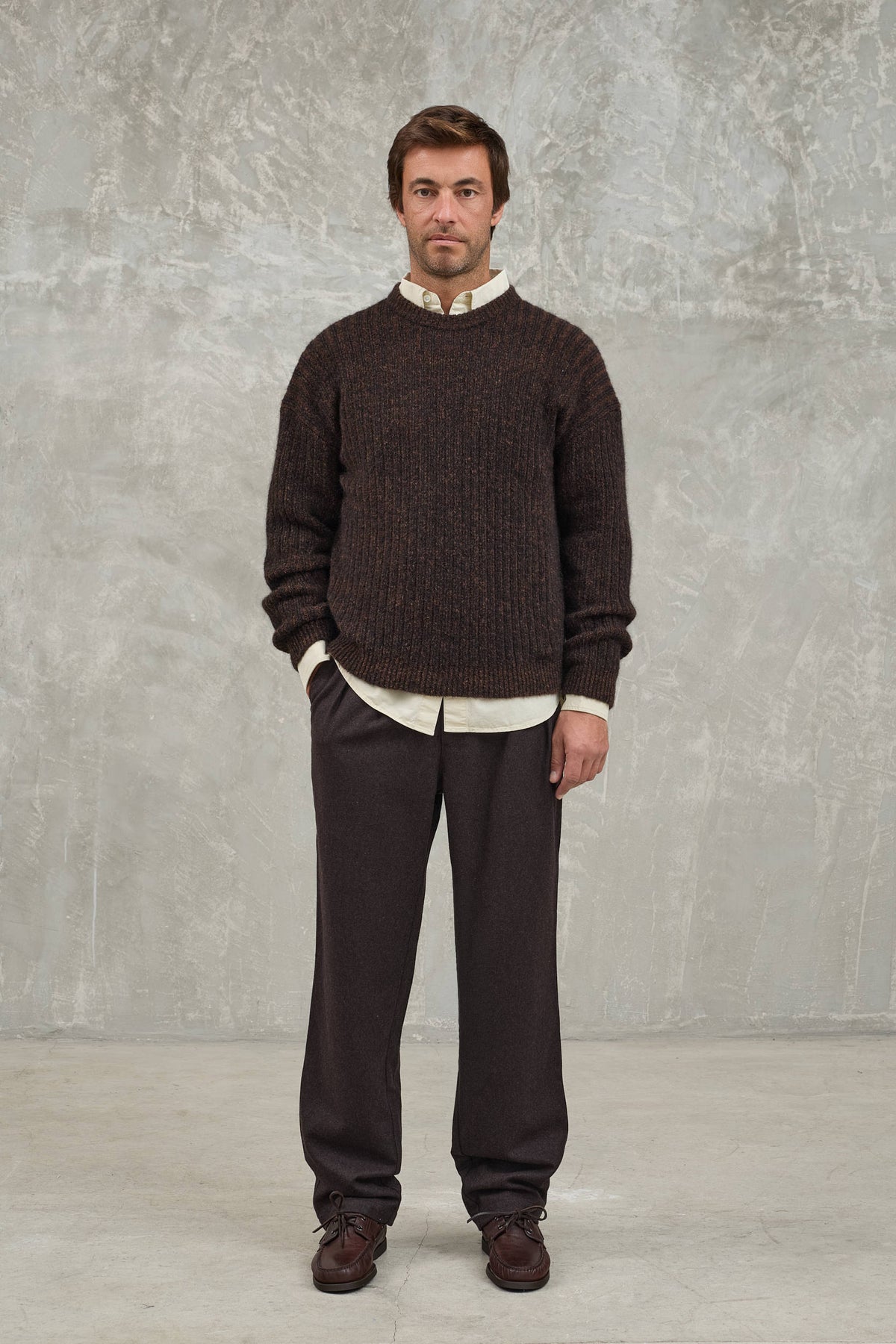 Delgado Brown / Black