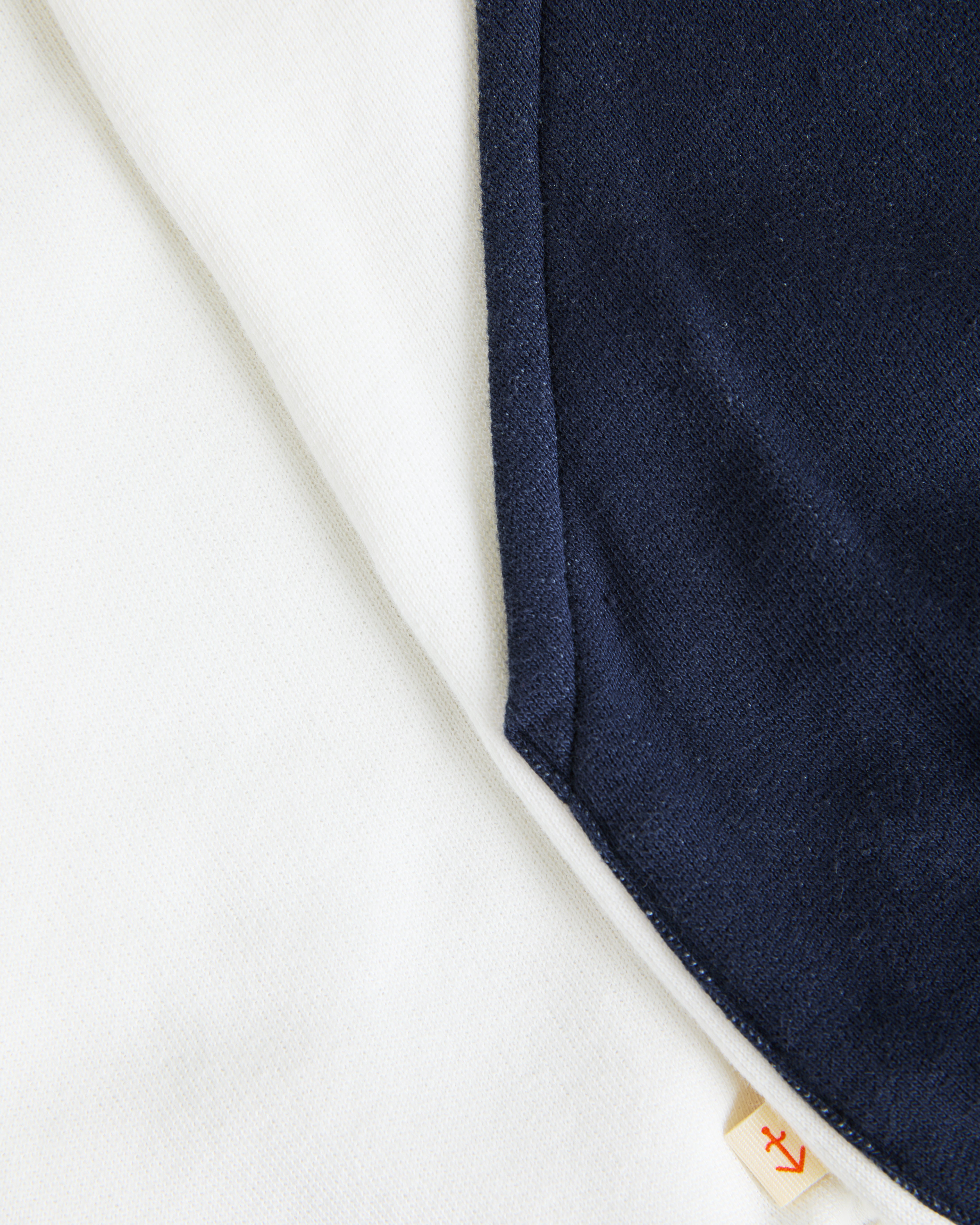 Figo Off-White / Dark Navy