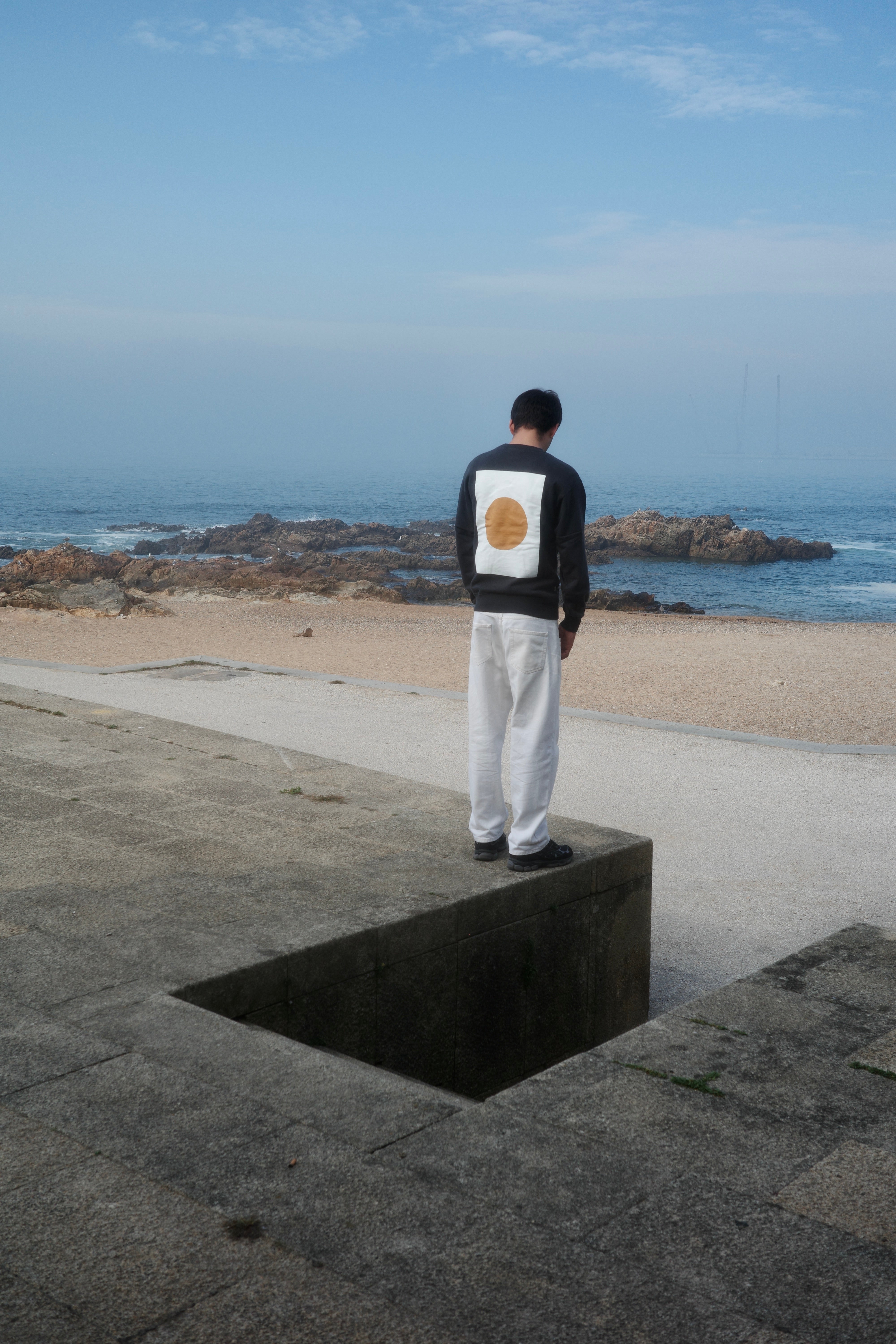 Xavier Black Sand / Circle