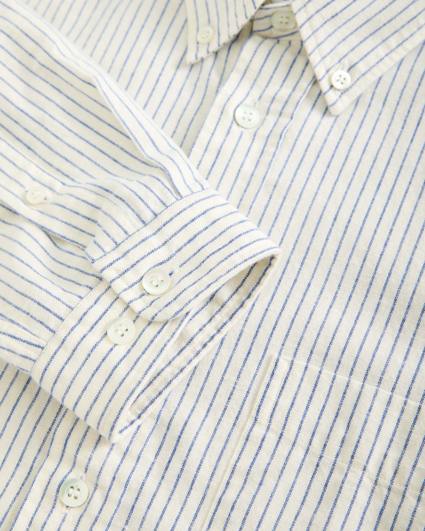 Branco Yves Blue Stripes