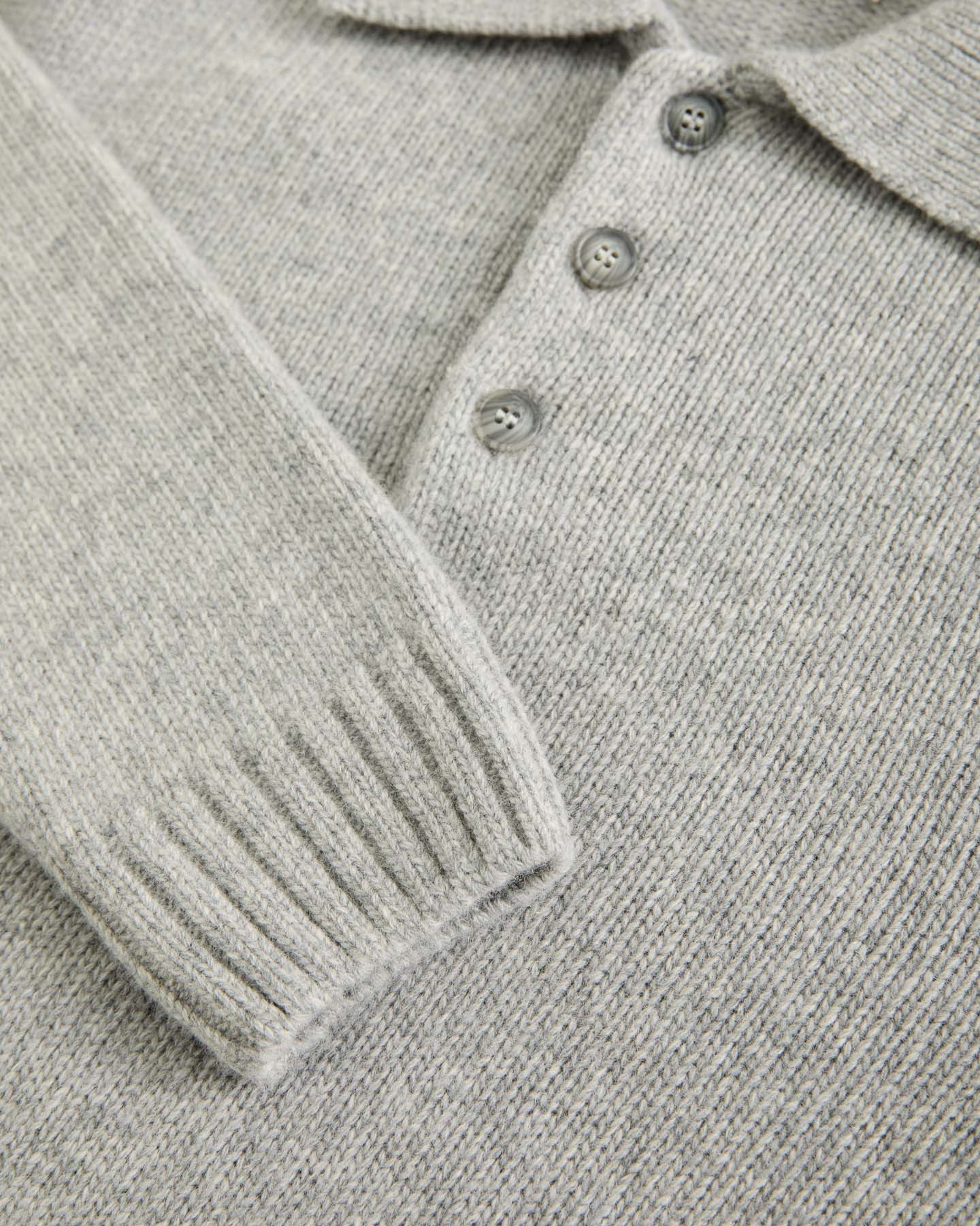 Eça Grey Mesc