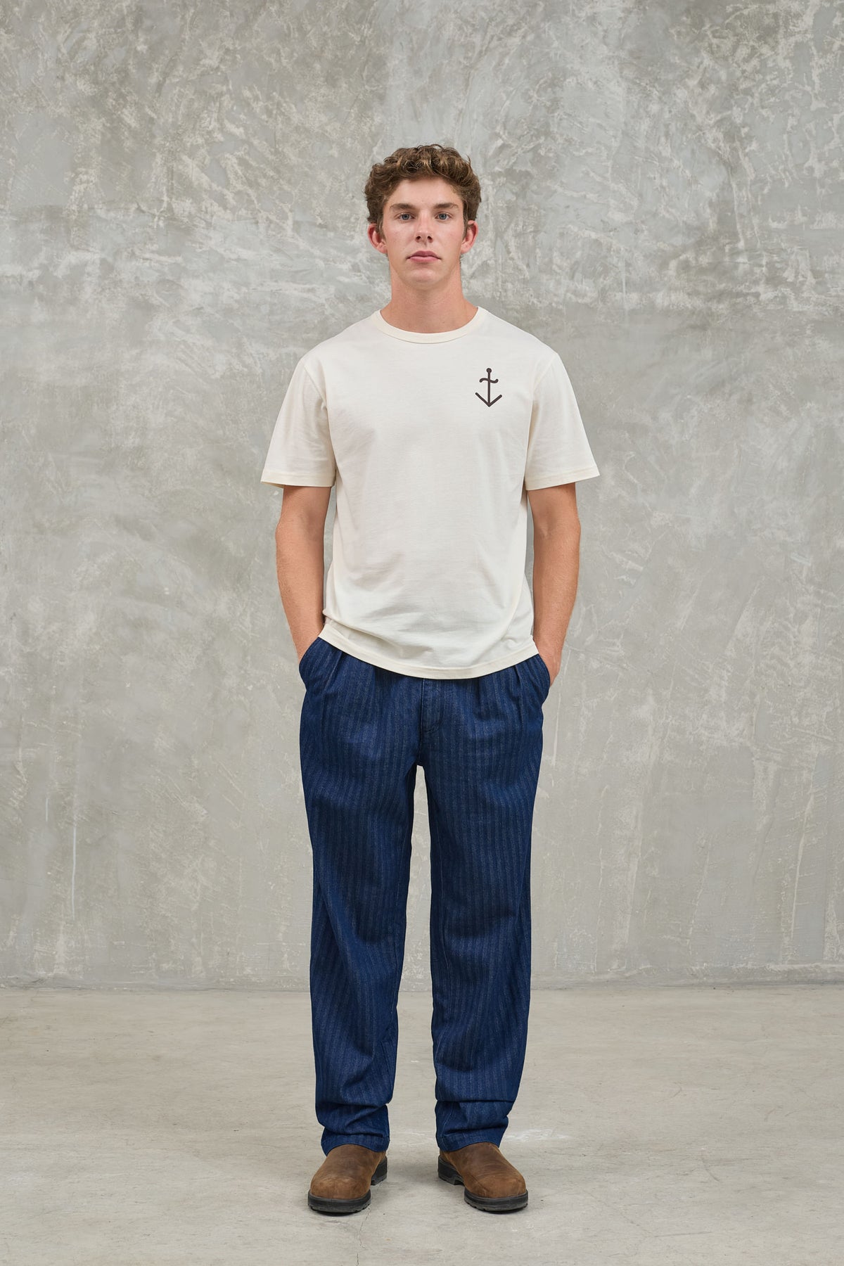 Dantas Off-White / Brown Logo