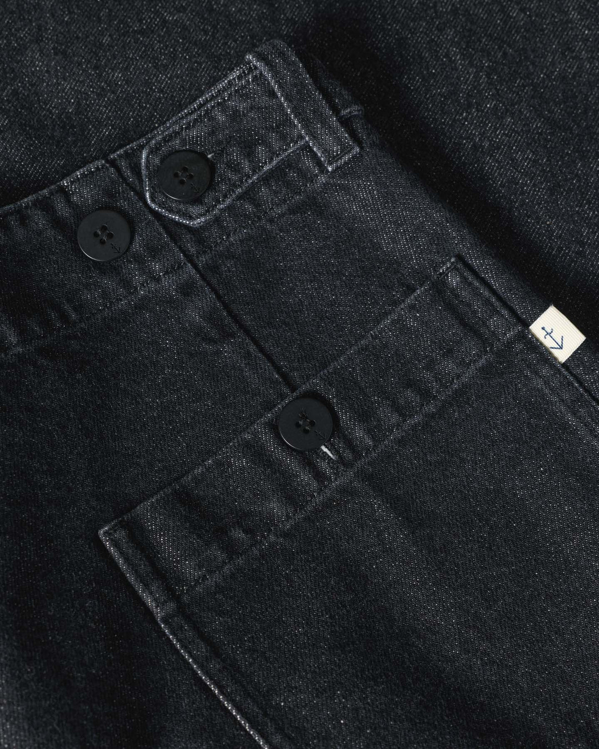 Vidal Black